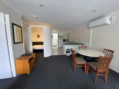 Cosmopolitan Motel & Serviced Apartments - 52