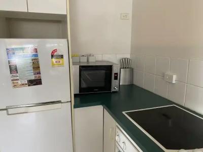 Cosmopolitan Motel & Serviced Apartments - 19