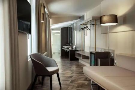 Cosmopolita Rome, Tapestry Collection by Hilton - 4