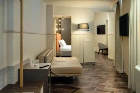 Cosmopolita Rome, Tapestry Collection by Hilton - 3