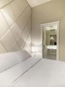 Spagna Royal Suite - 70