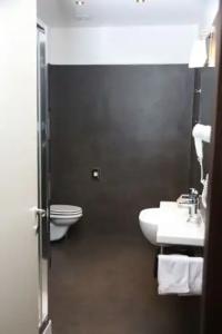 TH Roma – Carpegna Palace - 76