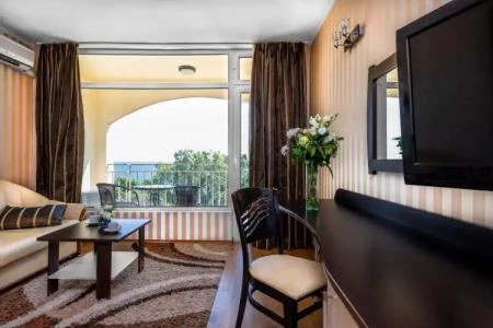 ELPIDA - All Inclusive & Beach Front - 8