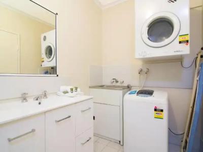TiTree Resort Apartments - 84
