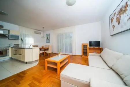 Pervanovo Apartments with Free Parking - 33