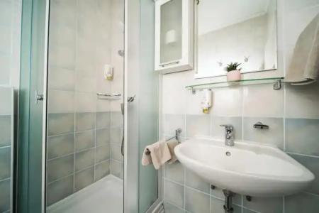 Pervanovo Apartments with Free Parking - 163