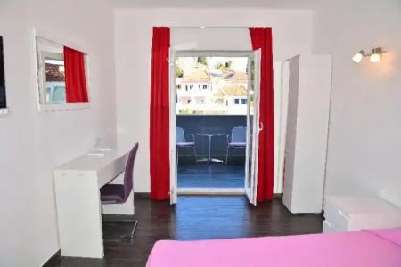 Villa Avantgarde B&B - 105