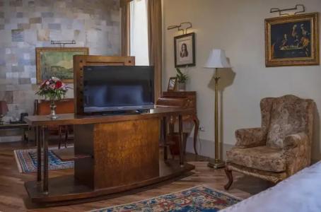 The Pucic Palace - 89