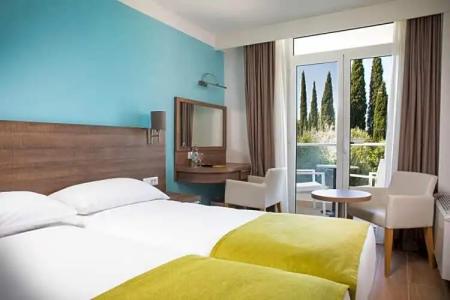 Maistra Select Astarea - 35