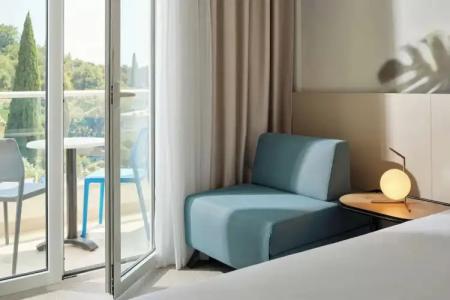 Maistra Select Astarea - 106