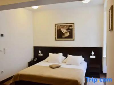 Celenga Apartments with Free Offsite Parking - 87