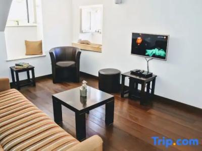 Celenga Apartments with Free Offsite Parking - 36