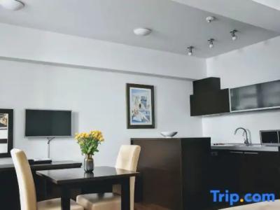 Celenga Apartments with Free Offsite Parking - 90