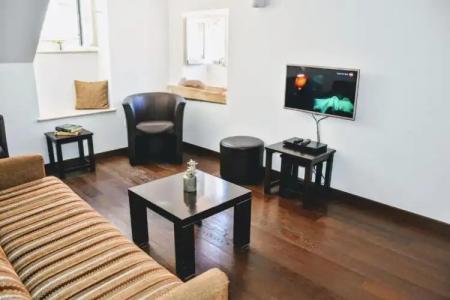 Celenga Apartments with Free Offsite Parking - 49