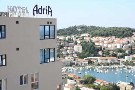 Adria - 22
