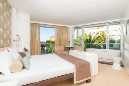 Amfora Hvar Grand Beach Resort - 40