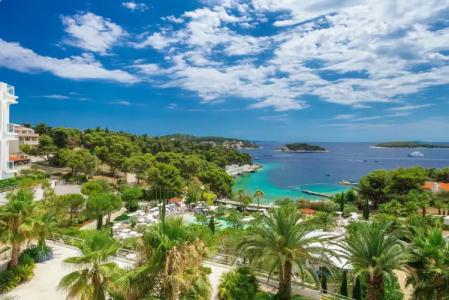 Amfora Hvar Grand Beach Resort - 24