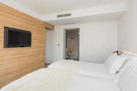 Pharos Hvar Bayhill - 1