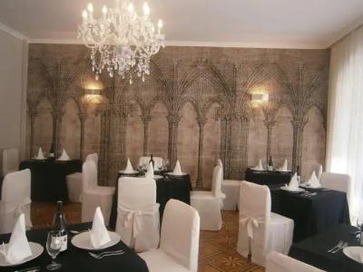 Moeesy Blue & Green Oasis - Adults Only - 19