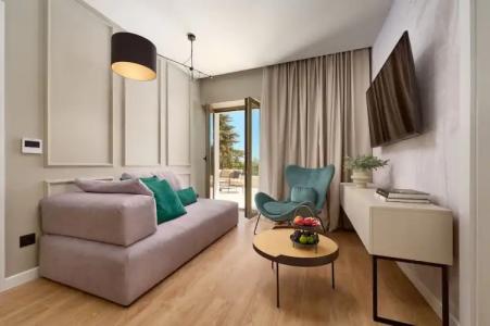 Moeesy Blue & Green Oasis - Adults Only - 69