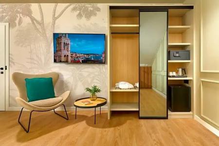 Moeesy Blue & Green Oasis - Adults Only - 28