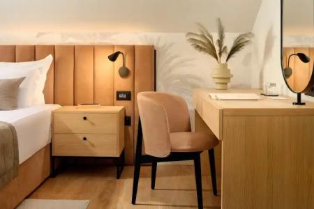 Moeesy Blue & Green Oasis - Adults Only - 40