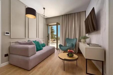 Moeesy Blue & Green Oasis - Adults Only - 72