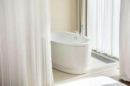 Radisson Blu Resort & Spa, - 147