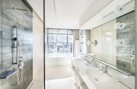 Radisson Blu Resort & Spa, - 157