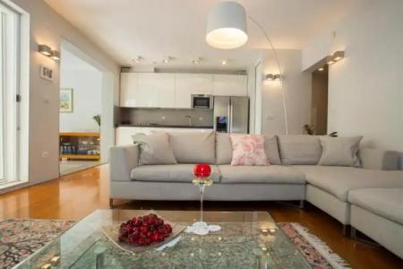 Garden Apartment - 126