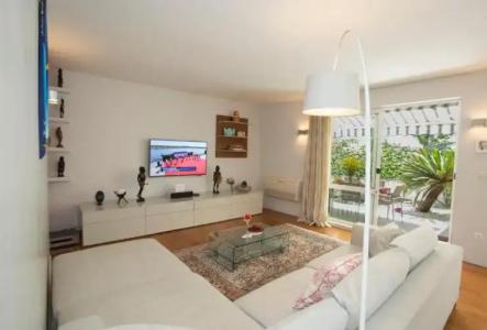 Garden Apartment - 114