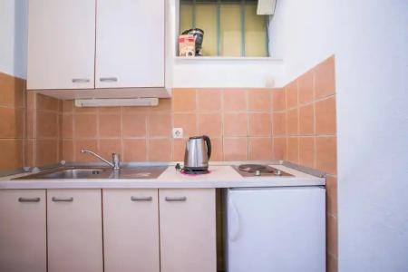 Garden Apartment - 13