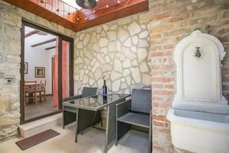 Garden Apartment - 57