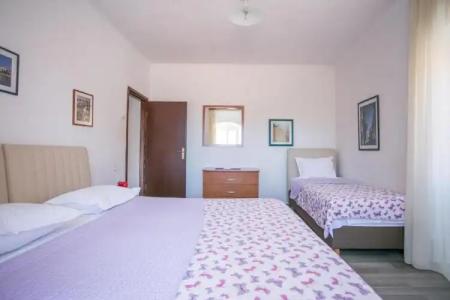 Garden Apartment - 88