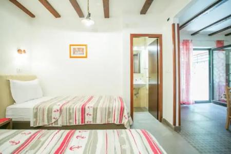 Garden Apartment - 70