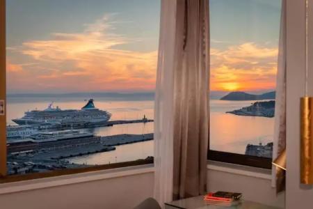 Royal Suites-Sky - 80