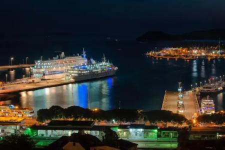 Royal Suites-Sky - 94