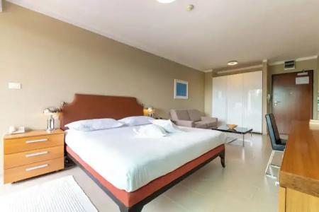 The Residence Aparthotel - 90