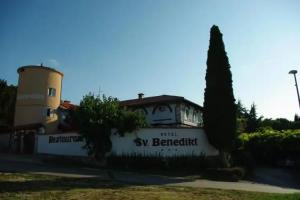 Hotel Sveti Benedikt, Novigrad