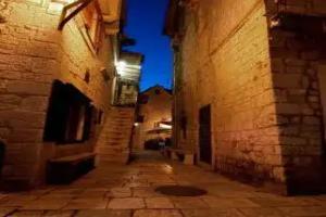 Hotel Sveti Kriz, Trogir