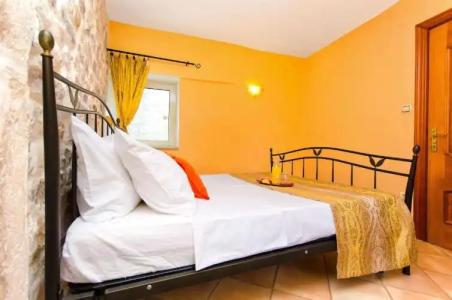 Palace Derossi - 127