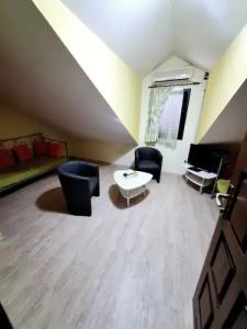 Palace Derossi - 141