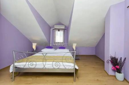 Palace Derossi - 143