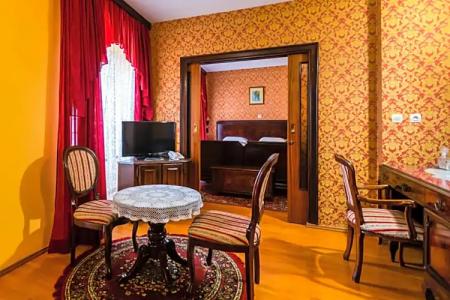 Heritage Pasike - 90