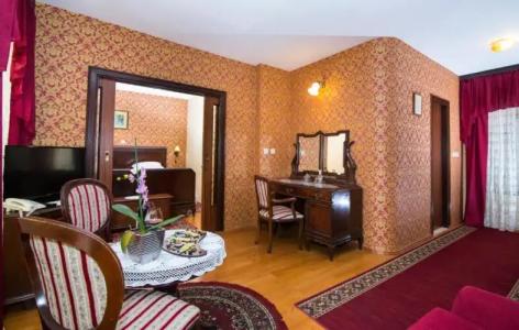 Heritage Pasike - 105