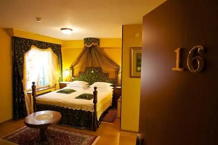 Heritage Pasike - 50