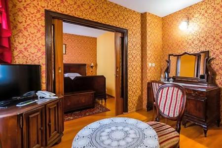 Heritage Pasike - 84