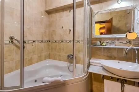 Heritage Pasike - 114