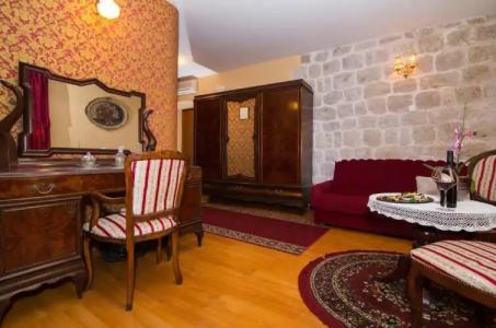 Heritage Pasike - 103