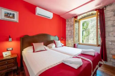 Heritage Tragos - 75